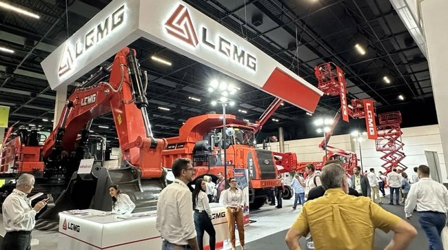 明星产品引领行业革新风潮！南宫NG·28(中国)相信品牌力量重机闪耀巴西展！